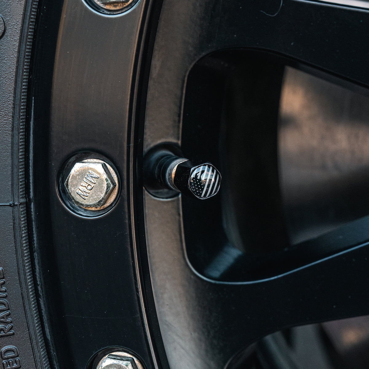 Black and White Flag Valve Stem Caps